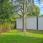 Vakantiehuis 2 Bedroom Beautiful In *