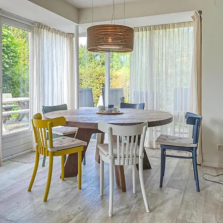 Vakantiehuis 2 Bedroom Beautiful In Noordwijkerhout