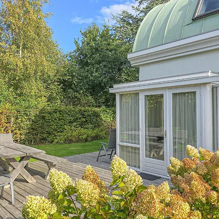 Semesterbostad 2 Bedroom Beautiful In *