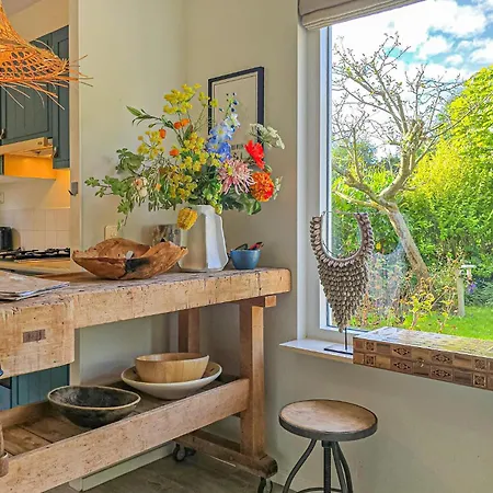 2 Bedroom Beautiful In Hébergement de vacances