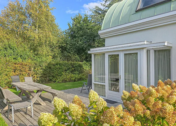 Semesterbostad 2 Bedroom Beautiful In *