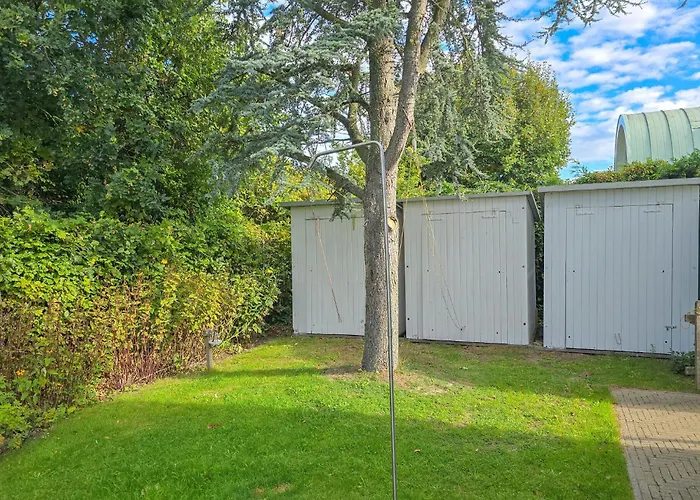 Semesterbostad 2 Bedroom Beautiful In *