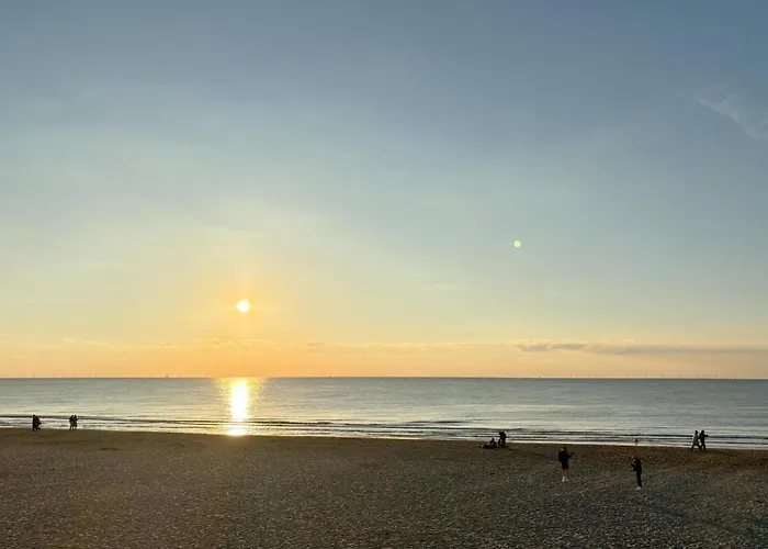 2 Bedroom Beautiful In *